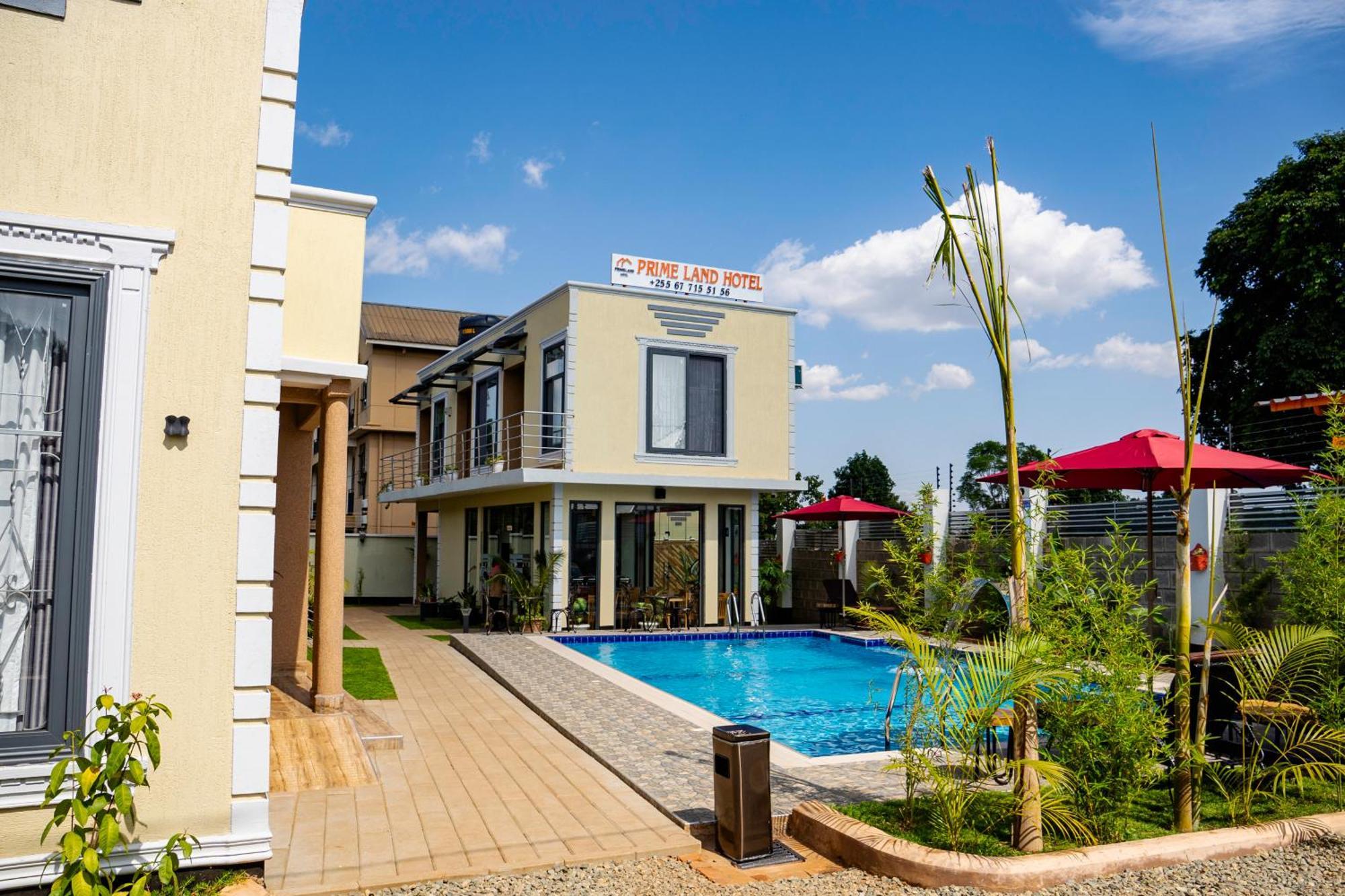 Primeland Hotel Moshi Exterior photo